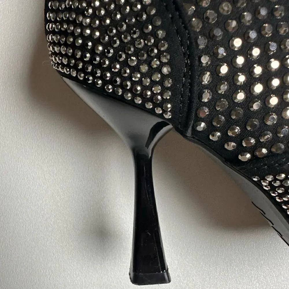 INC International Concepts® blends inspired tailoring with sparkling rhinestone